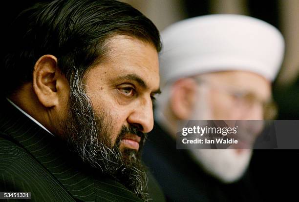 Abdul R H 147 Sheikh Abdul Rahman Stock Photos, High-Res Pictures, and Images ...