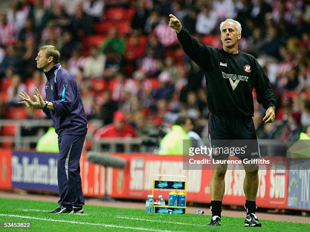 Mick McCarthy of Sunderland and Stuart Pearce of Manchester City give out their instructions during the Barclays Premiership match between Sunderland...