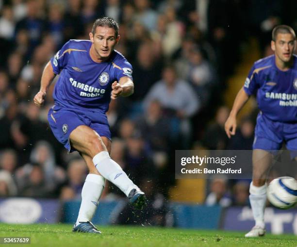 Frank Lampard of Chelsea scores the first goal during the FA Barclays Premiership match between Chelsea and West Bromwich Albion at Stamford Bridge...