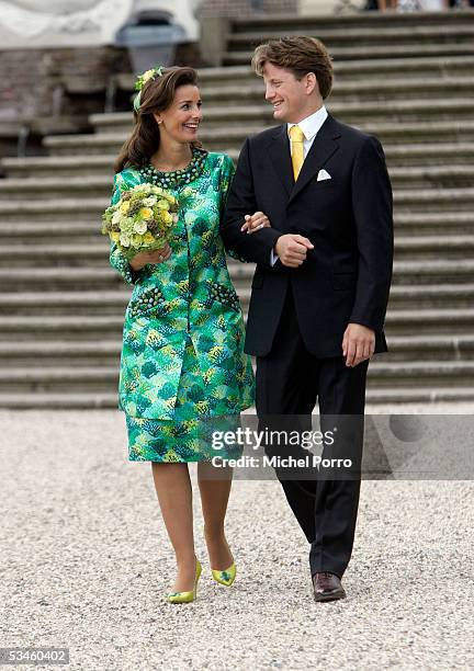 Dutch Prince Pieter Christiaan and Anita van Eijk leave after the civil wedding ceremony at The Loo Palace on August 25 2005 in Apeldoorn, The...