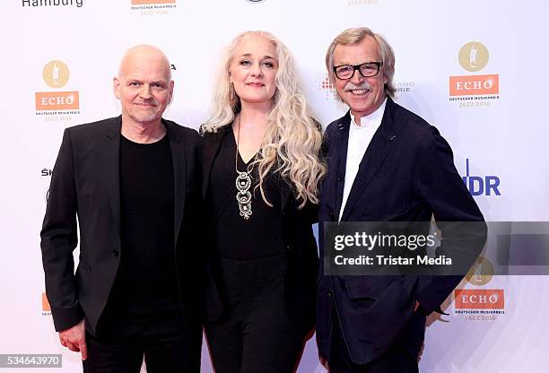 Hamburg, GERMANY Lars Danielsson, Caecilie Norby and Siggi Loch attend the Echo Jazz 2016 - Arrivals on May 26, 2016 in Hamburg, Germany.