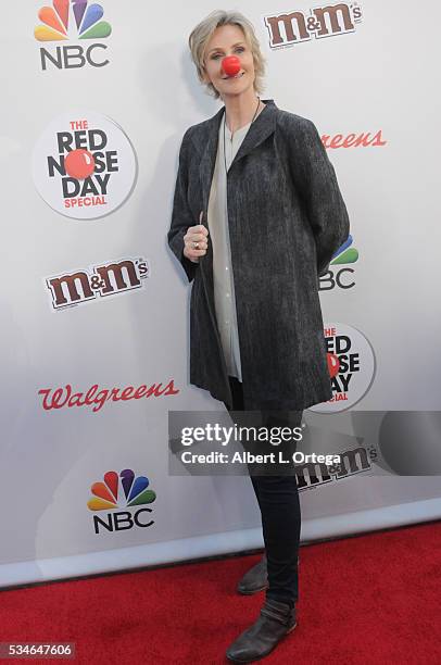 Actress Jane Lynch arrives for The Red Nose Day Special On NBC at Alfred Hitchcock Theater at Universal Studios on May 26, 2016 in Universal City,...