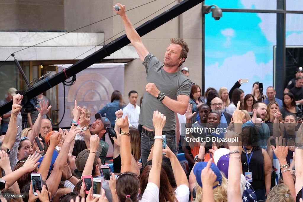 Dierks Bentley Performs On NBC's "Today"