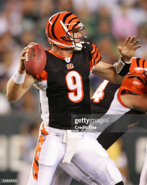 Quarterback Carson Palmer of the Cincinnati Bengals looks to pass against the Philadelphia Eagles during the first half of their preseason game on...