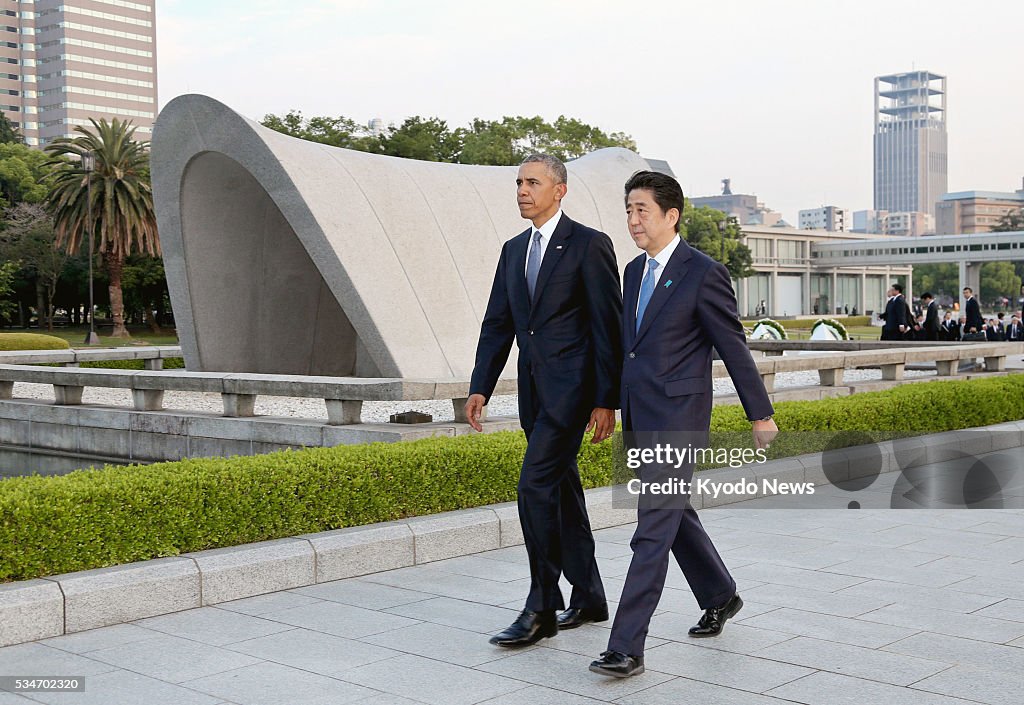 Obama makes historic visit to Hiroshima