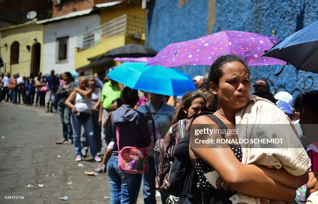 VENEZUELA-ECONOMY-CRISIS