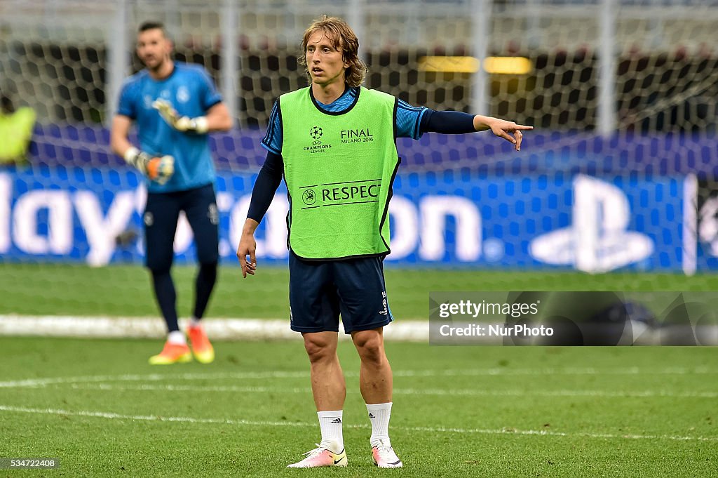 Real Madrid v Club Atletico de Madrid - UEFA Champions League Final Previews