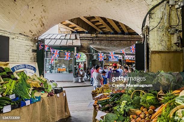 greengrocer at borough market - borough market fotografías e imágenes de stock