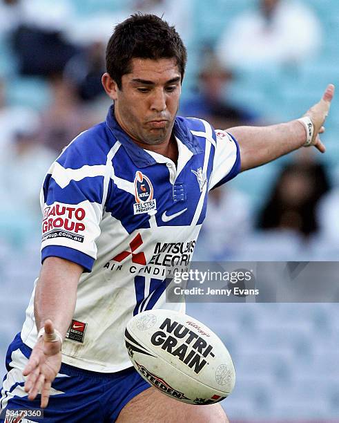 Braith Anasta in action during the round 25 NRL match between the Bulldogs and the Penrith Panthers held at Telstra Stadium on August 28, 2005 in...