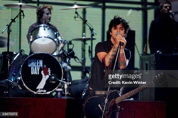 Green Day musician Billie Joe Armstrong performs on stage during rehearsals for the 2005 MTV Video Music Awards at the American Airlines Arena August...