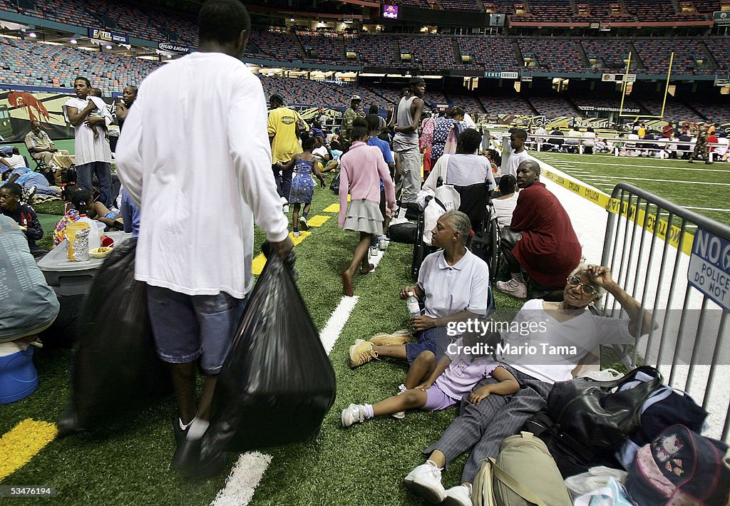 Gulf Coast Braces For Hurricane Katrina