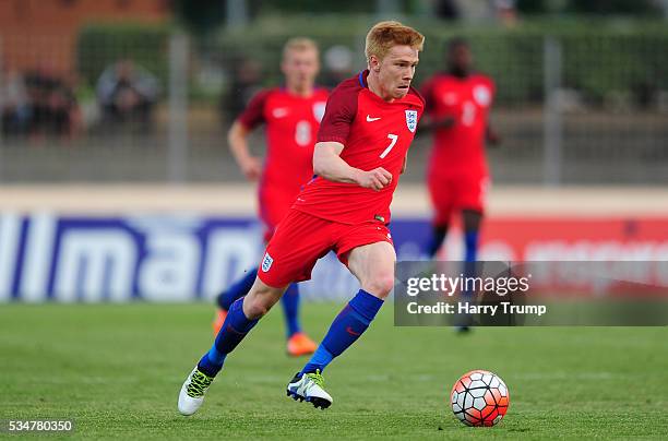 Duncan Watmore of England during the Toulon Tournament match between Paraguay and England at Stade Antoinr Baptiste on May 25, 2016 in...