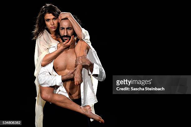 Jana Pallaske and Massimo Sinato perform on stage during the 11th show of the television competition 'Let's Dance' at Coloneum on May 27, 2016 in...