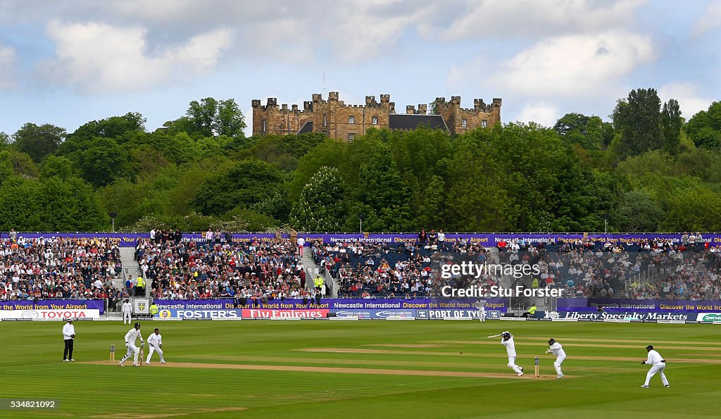 England v Sri Lanka: 2nd Investec Test - Day Two