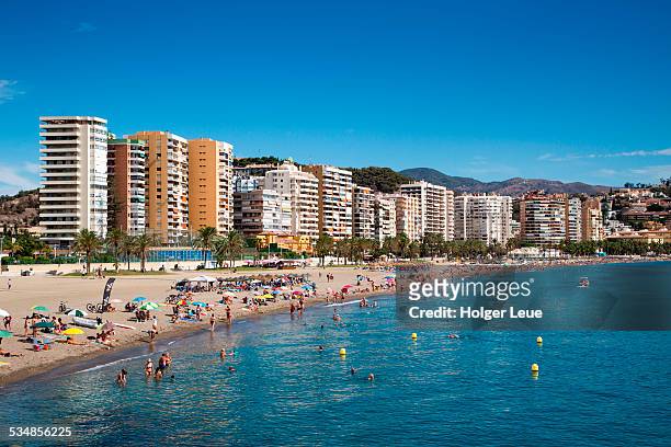 playa de la malagueta beach with high-rises - málaga imagens e fotografias de stock