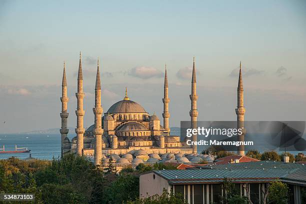 sultanhamet camii, the blue mosque - blue mosque stock pictures, royalty-free photos & images