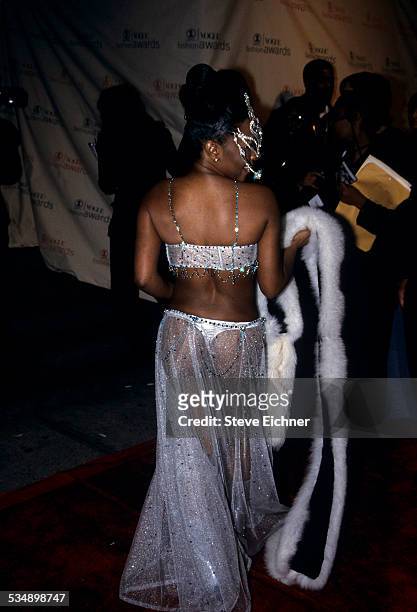 Lil' Kim at VH-1 Vogue Fashion Awards, New York, December 5, 1999.