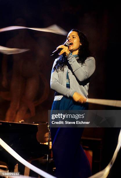 Natalie Merchant of 10,000 Maniacs at Lilith Fair Concert at Jones Beach, Wantagh, New York, July 16, 1998.