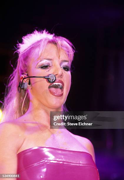 Britney Spears performs at Hammerstein Ballroom, New York, July 7, 1999.