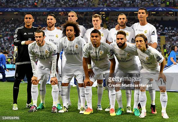 Real Madrid team line up prior to the UEFA Champions League Final match between Real Madrid and Club Atletico de Madrid at Stadio Giuseppe Meazza on...