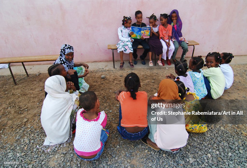Djibouti, Djibouti city, schoolgirls reading session at school