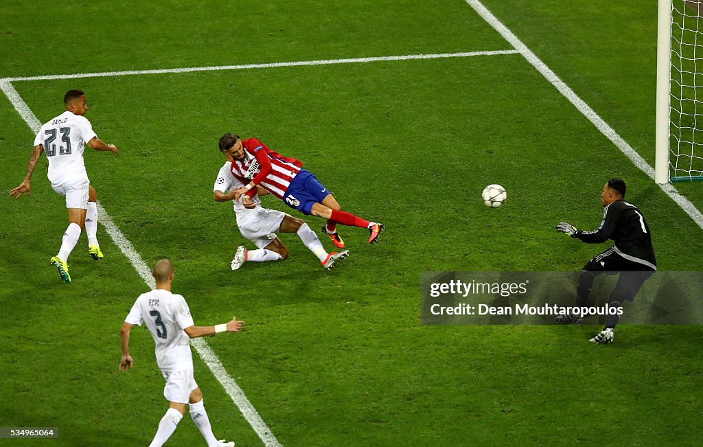 Real Madrid v Club Atletico de Madrid - UEFA Champions League Final