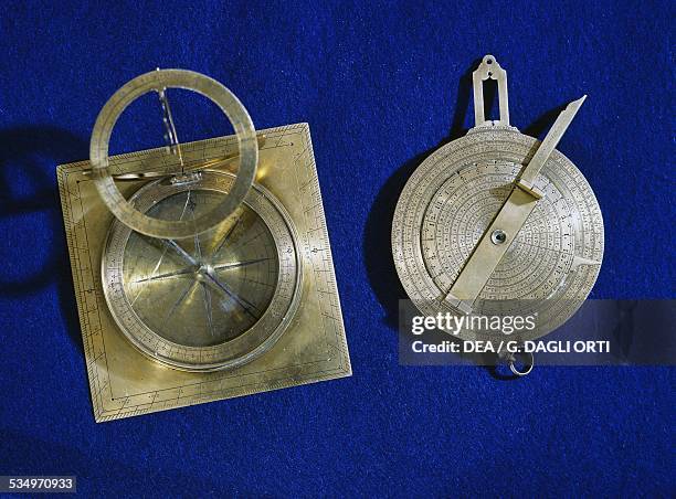 Astronomical compendium, sun dial pocket watch. Holland, 17th century. Paris, Musée De La Marine
