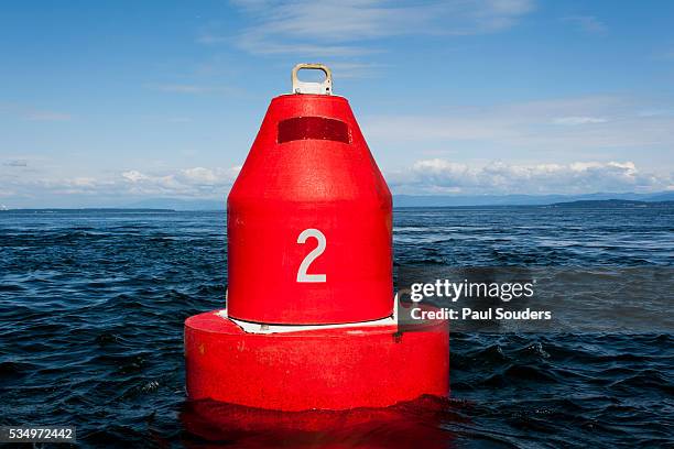 navigational buoy, british columbia, canada - boia equipamento marítimo de segurança imagens e fotografias de stock