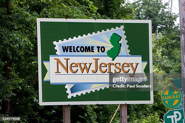 welcome to new jersey sign - new jersey stock pictures, royalty-free photos & images