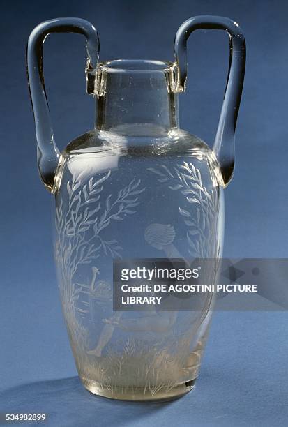 Amphora vase engraved with Leda and the Swan, attributed to Attilio Saroldi, in white blown glass, made by SAV . Italy, 20th century. Altare, Museo...