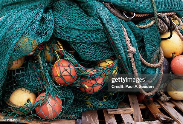 fishing nets in iceland - フーサヴィーク ストックフォトと画像