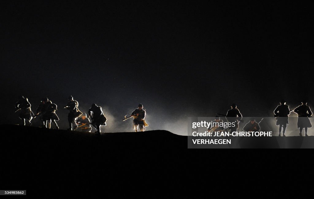 TOPSHOT-FRANCE-HISTORY-WAR-WWI-CENTENARY-SHOW