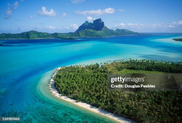 aerial, bora bora - franska polynesien bildbanksfoton och bilder