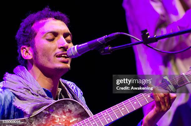 Bombino plays for the closure of the Democracy Biennal held in Turin at the Teatro Carignano