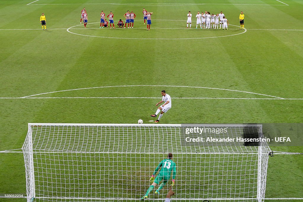 Real Madrid v Club Atletico de Madrid - UEFA Champions League Final