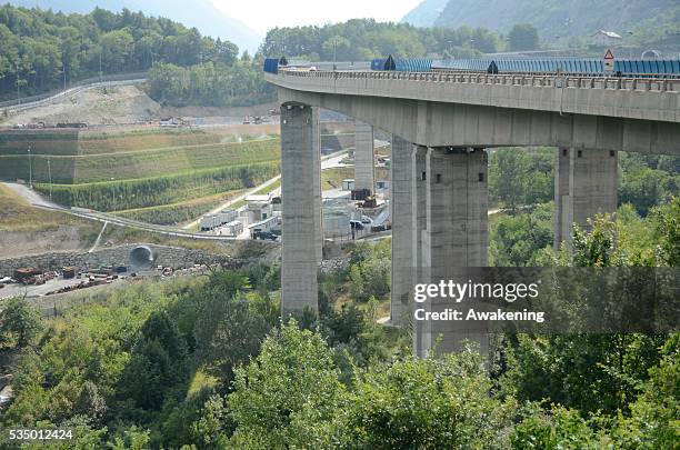 People marched to the construction site Giaglione, where they were stopped by heave Police forces.