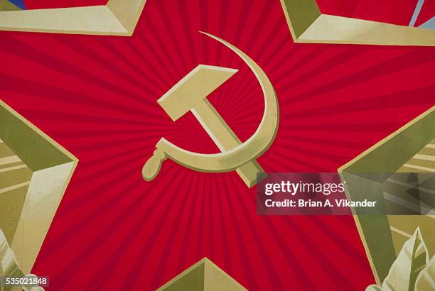 soviet flag at moscow's red square - russian flag colors stock pictures, royalty-free photos & images