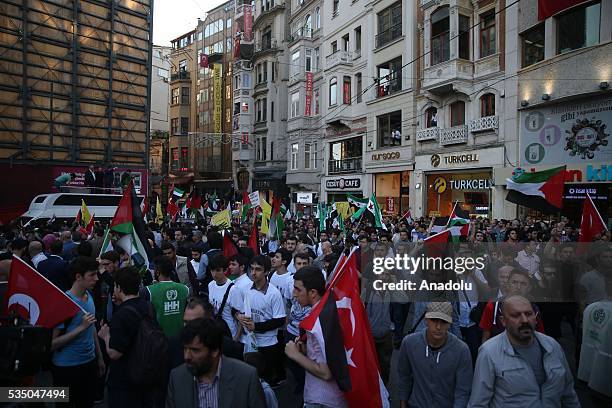 People attend 'Free Jerusalem March' organized by IHH Humanitarian Relief Foundation on May 28, 2016 in Istanbul on the 6th anniversary of the 31 May...