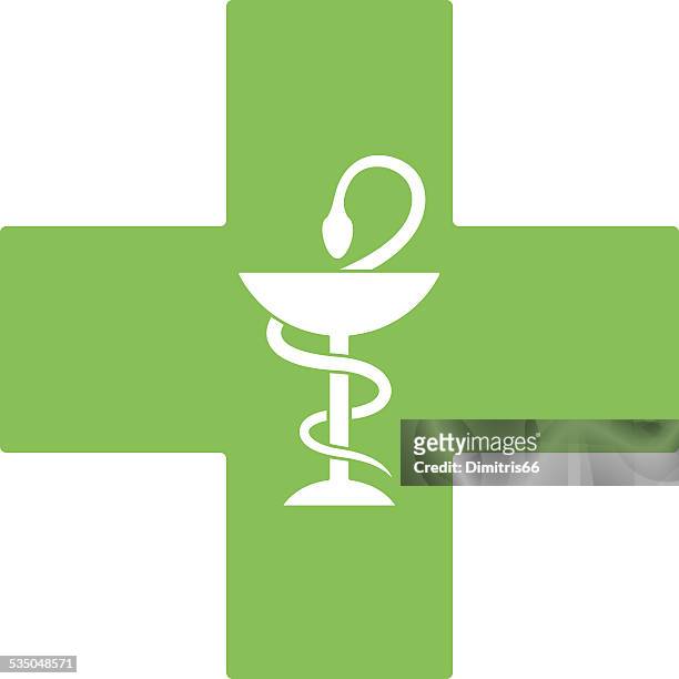 apotheke snake symbol auf grünen cross, isoliert auf weiss - kreuz form stock-grafiken, -clipart, -cartoons und -symbole