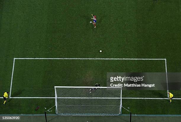 Juanfran of Atletico Madrid misses the penalty during the UEFA Champions League Final match between Real Madrid and Club Atletico de Madrid at Stadio...