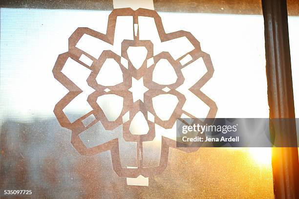 Window Paper Snow 85 Paper Snowflakes Window Stock Photos, High-Res Pictures, and Images ...