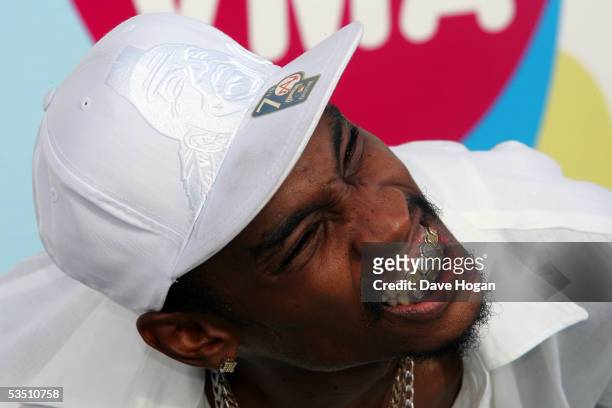 Musician D-Roc arrives at the 2005 MTV Video Music Awards at the American Airlines Arena on August 28, 2005 in Miami, Florida.