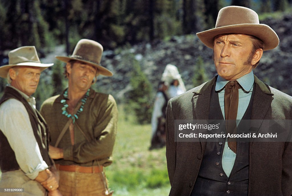 Kirk Douglas in The Way West
