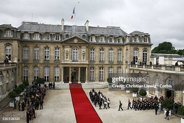 Handover ceremony at the Elysee Palace, as former French President Jacques Chirac passes on power to his successor, Nicolas Sarkozy.