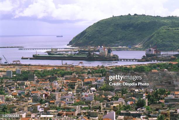 port in visakhapatnam, andhra pradesh, india. - visakhapatnam bildbanksfoton och bilder