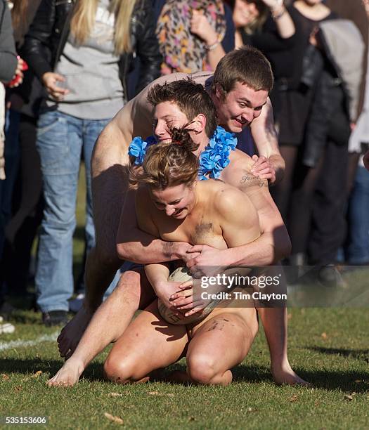 726 Funny Nude Women Photos and Premium High Res Pictures - Getty Images 726 Funny Nude Women Photos and Premium High Res Pictures - Getty Images