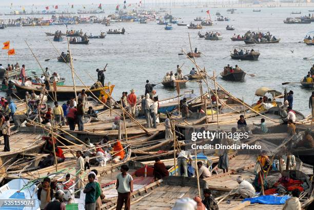 boats during ardh kumbh mela in allahabad, uttar pradesh, india. - allahabad city stock-fotos und bilder