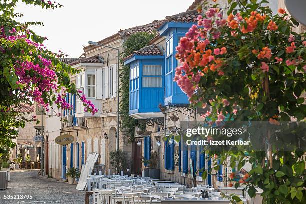 alacati town in izmir, turkey - izmir stockfoto's en -beelden