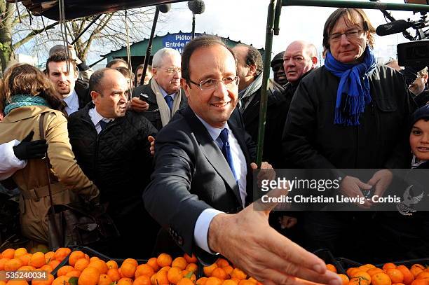 French Socialist candidate Francois Hollande in Mantes la Jolie