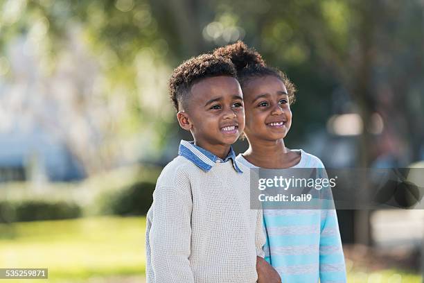 twins, boy and girl 6 years old - 6 7 years stock pictures, royalty-free photos & images